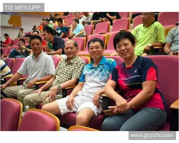 南京羽毛球队勇夺最新羽毛球团队协作榜首位置引领风骚