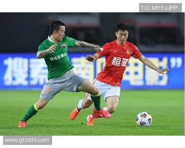 广州足球队战术解析与未来发展方向的深度探讨 广州足球队战术解析与未来发展方向的深度探讨